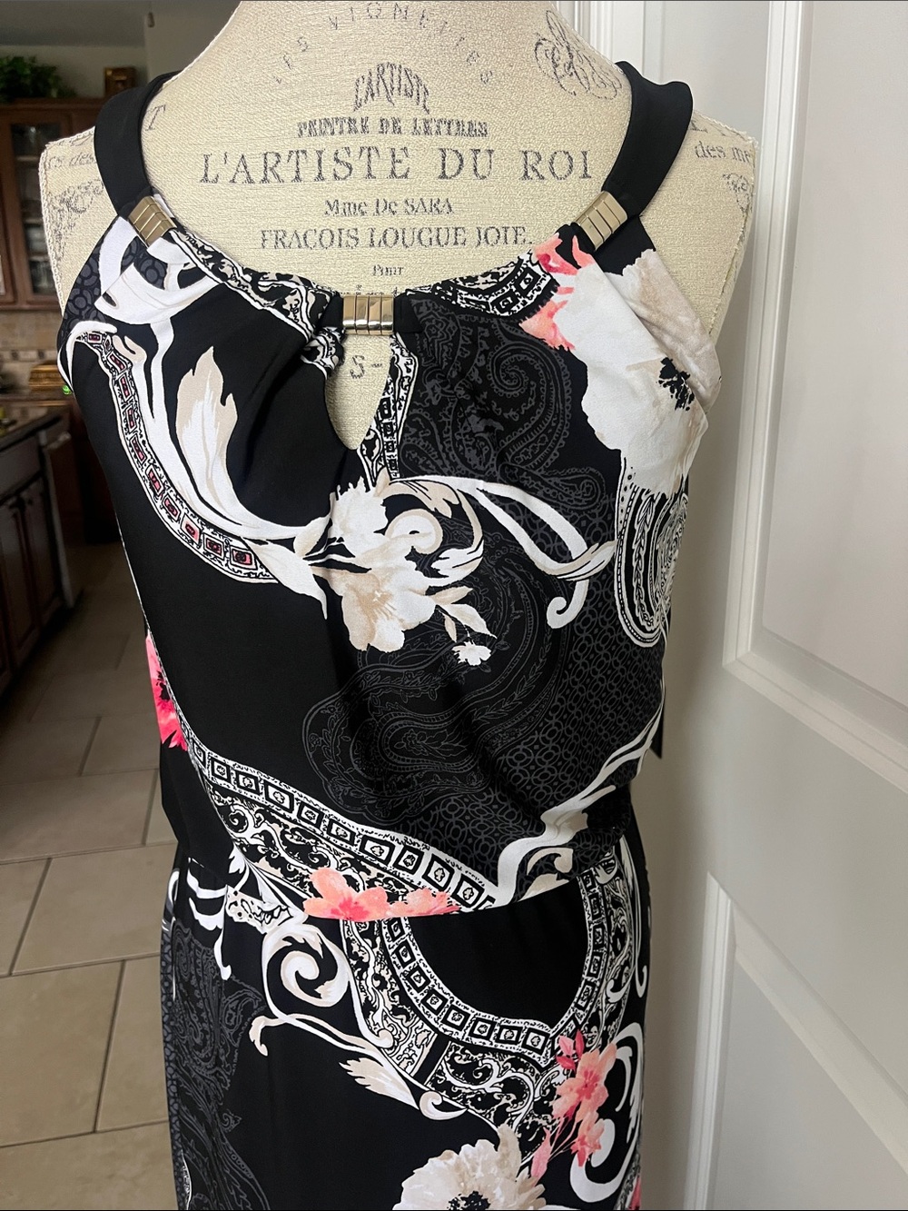 EUC White House Black Market black sleeveless maxi dress pink & white flowers S - Picture 2 of 7